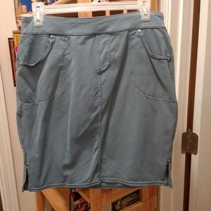 Athleta pull on skirt